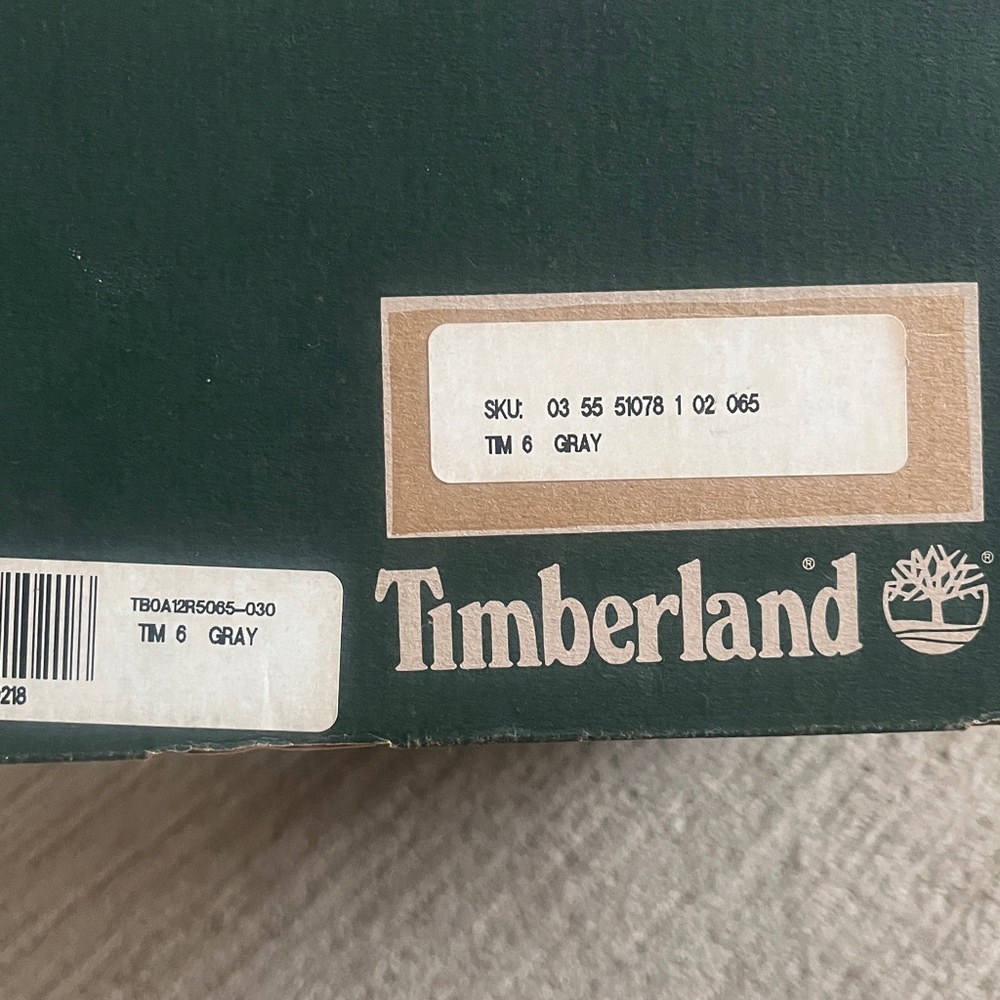 Timberland Gray Lace-Up Boots, size 6 - Picture 7 of 7